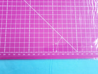 
              Schneideunterlage Schneidmatte pink 45 x 60cm
            